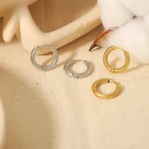 1 pair of simple and fashionable  gold-plated stainless steel geometric diamond pattern earrings for women's jewelry for daily wear h5